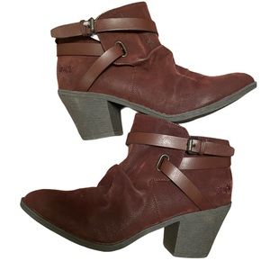 NWOT Blowfish burgundy slouchy ankle strap bootie